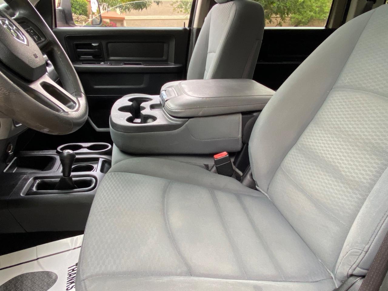 RAM 2500 Tradesman 4x4 Crew Cab 8' Box 2018