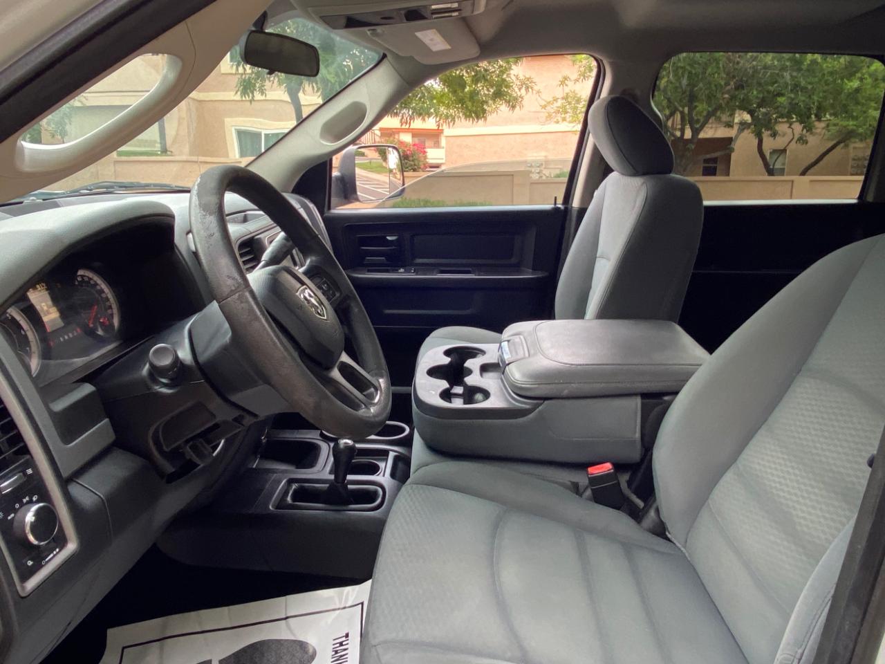 RAM 2500 Tradesman 4x4 Crew Cab 8' Box 2018