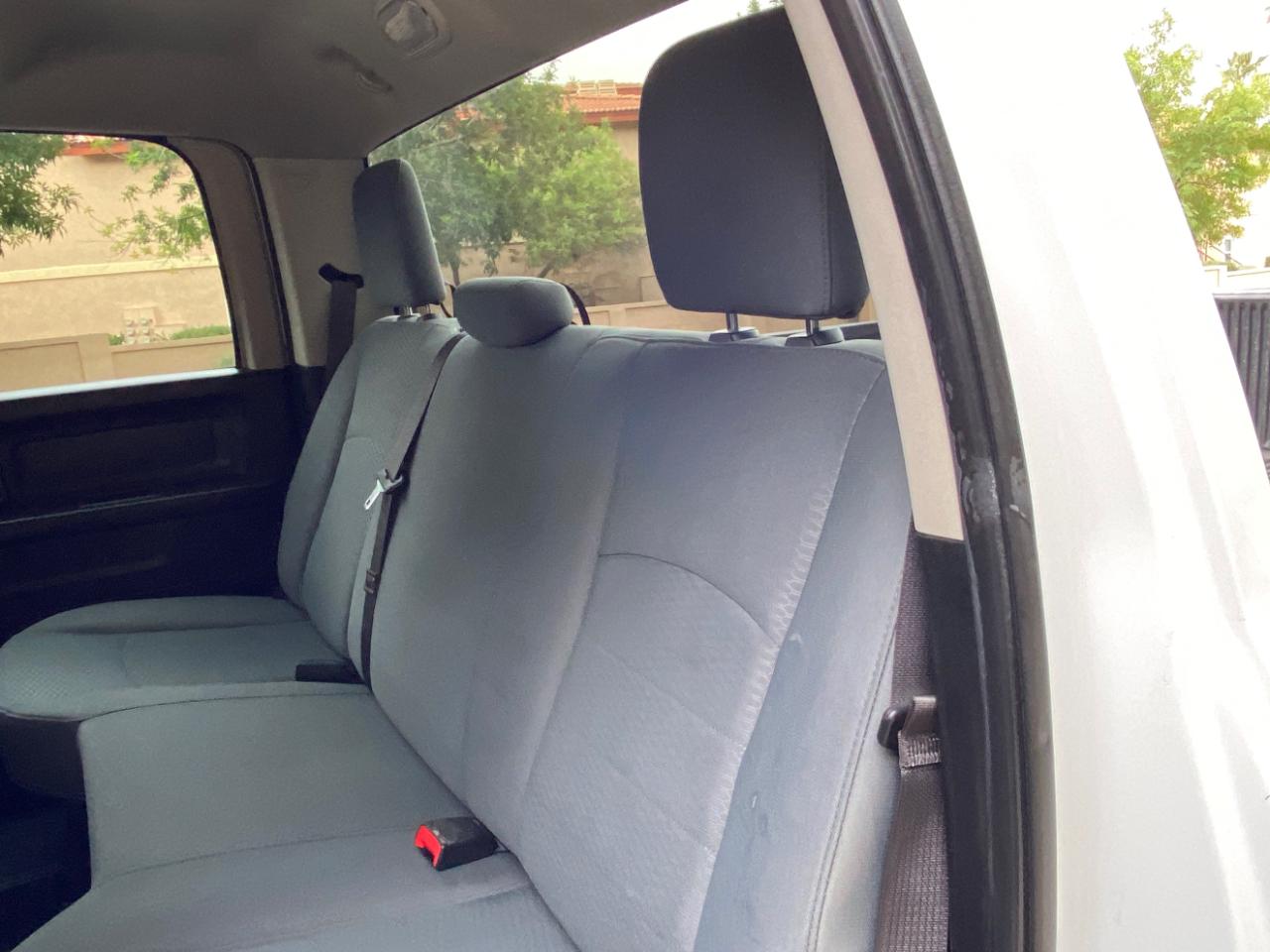 RAM 2500 Tradesman 4x4 Crew Cab 8' Box 2018