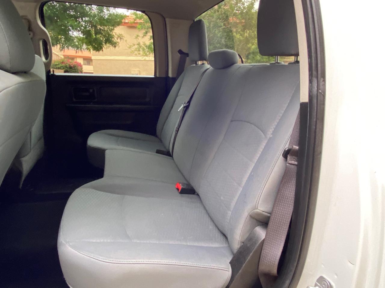 RAM 2500 Tradesman 4x4 Crew Cab 8' Box 2018