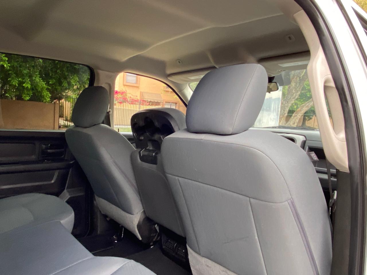 RAM 2500 Tradesman 4x4 Crew Cab 8' Box 2018