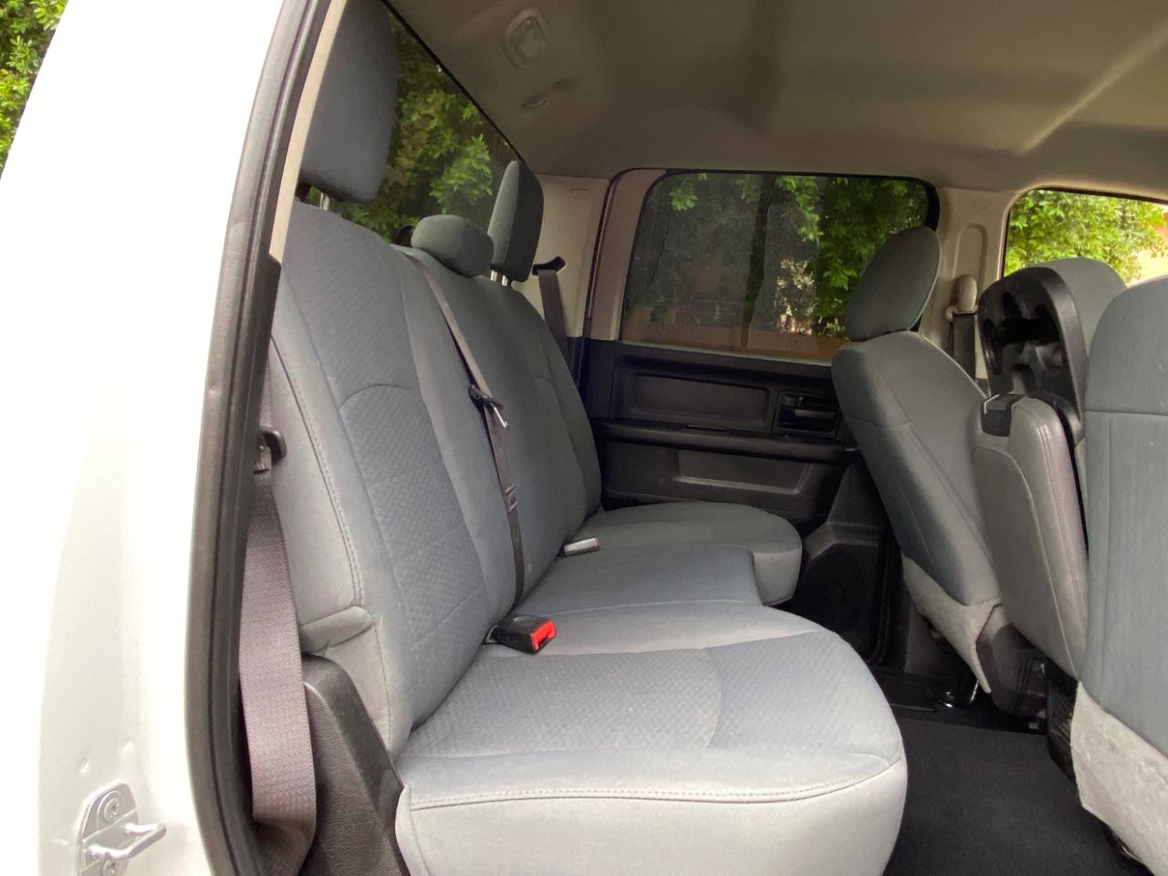 RAM 2500 Tradesman 4x4 Crew Cab 8' Box 2018