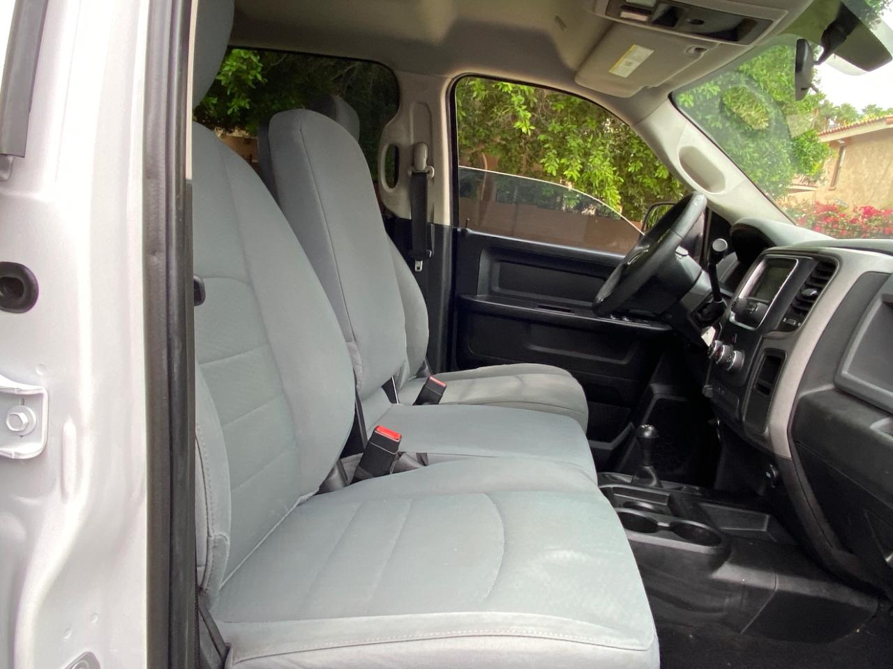 RAM 2500 Tradesman 4x4 Crew Cab 8' Box 2018