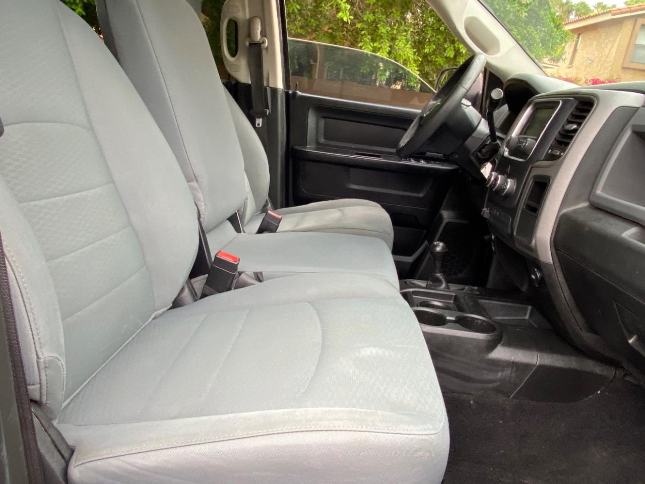 RAM 2500 Tradesman 4x4 Crew Cab 8' Box 2018