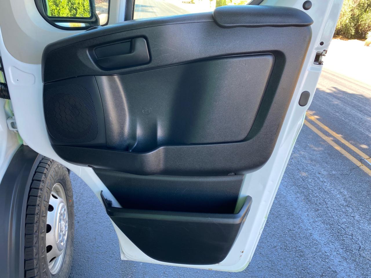 RAM ProMaster Cargo Van 1500 Low Roof 136" WB 2018