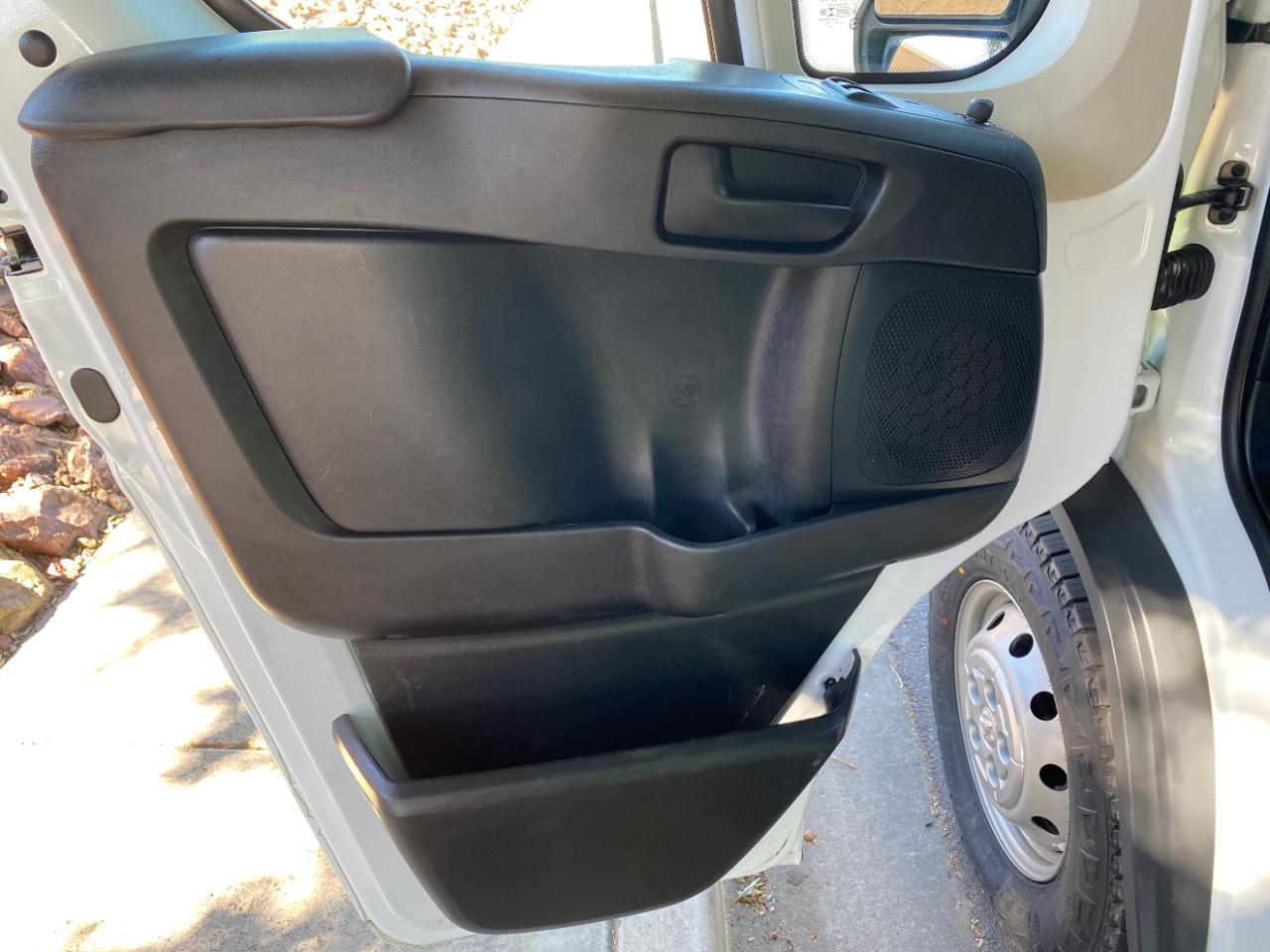 RAM ProMaster Cargo Van 1500 Low Roof 136" WB 2018