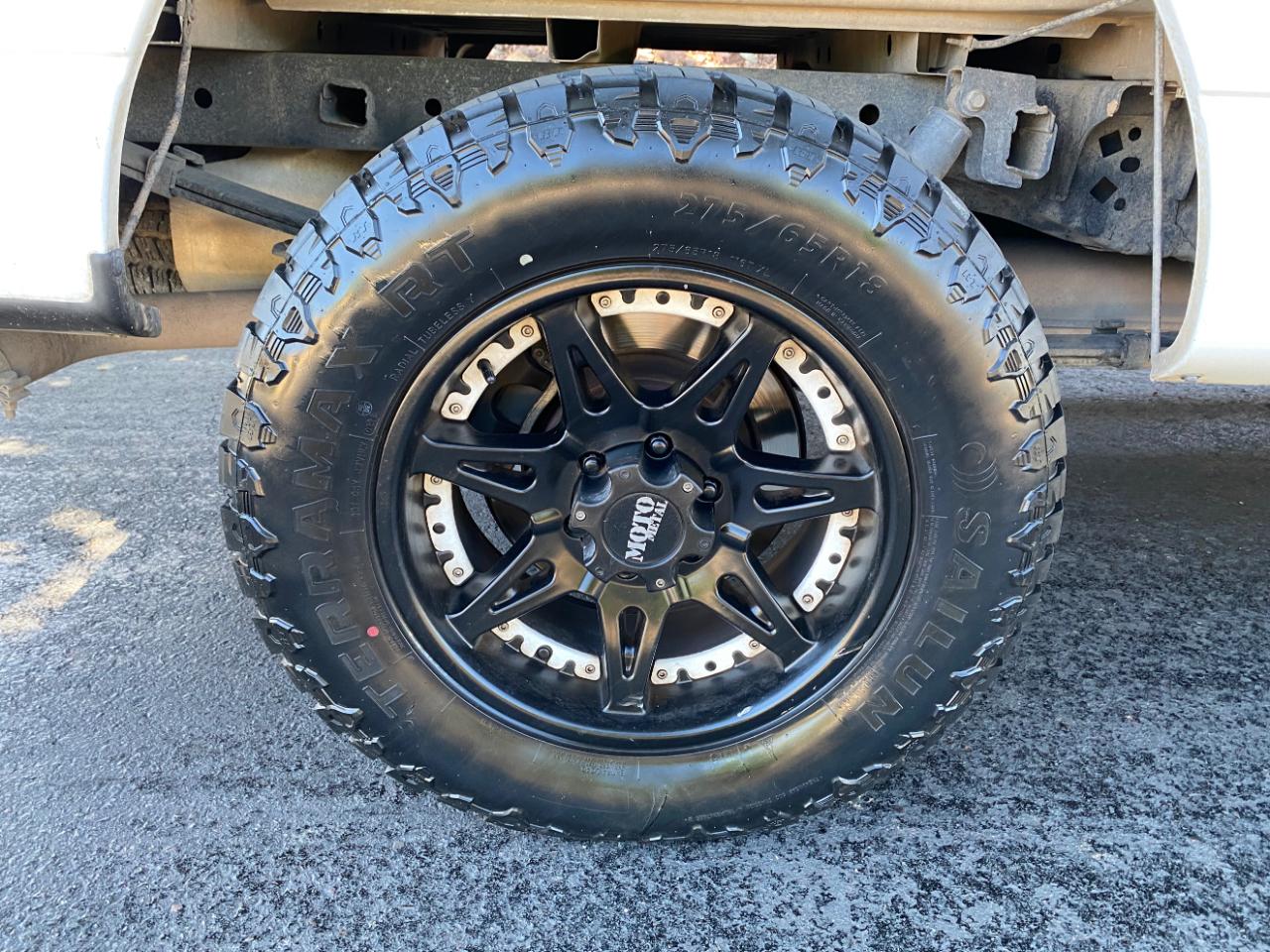 Ford F-150 4WD SuperCrew 145" Platinum 2013