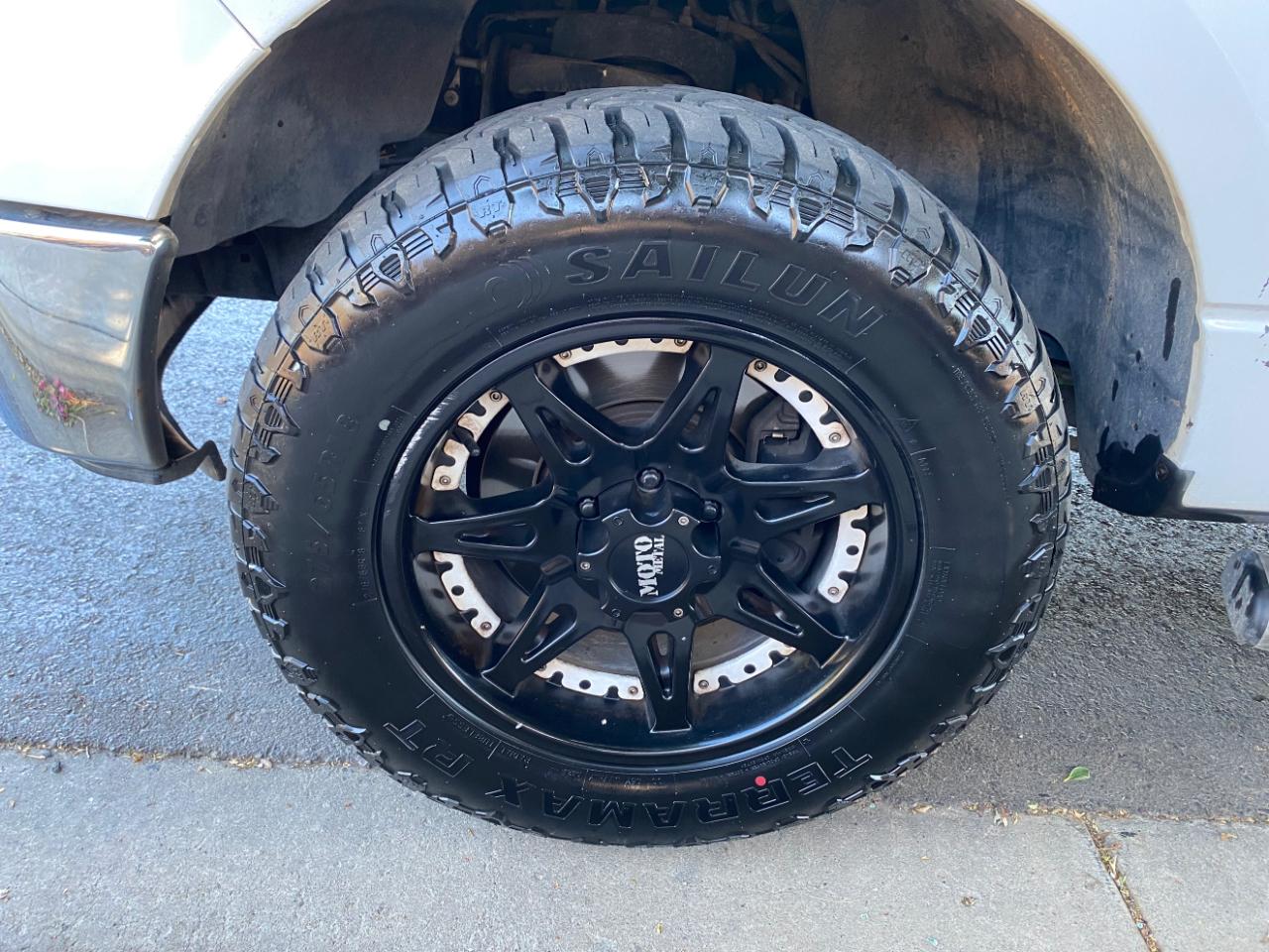 Ford F-150 4WD SuperCrew 145" Platinum 2013