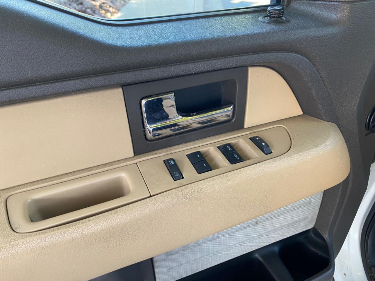 Ford F-150 4WD SuperCrew 145" Platinum 2013