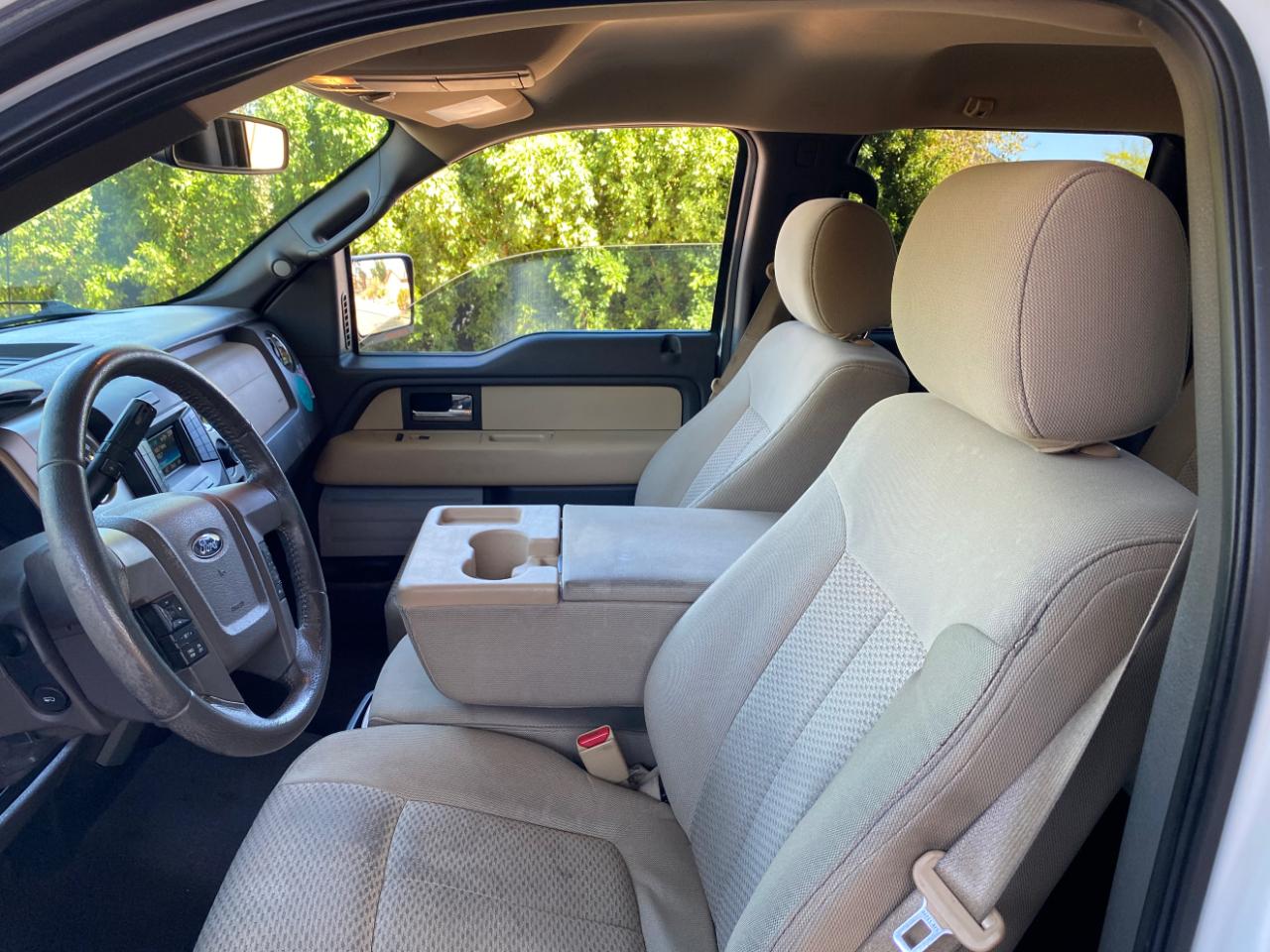 Ford F-150 4WD SuperCrew 145" Platinum 2013