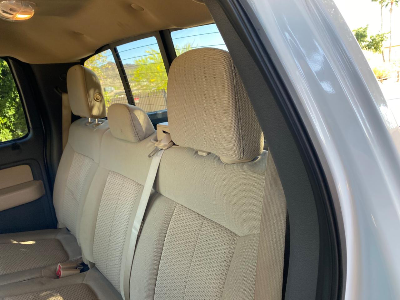 Ford F-150 4WD SuperCrew 145" Platinum 2013