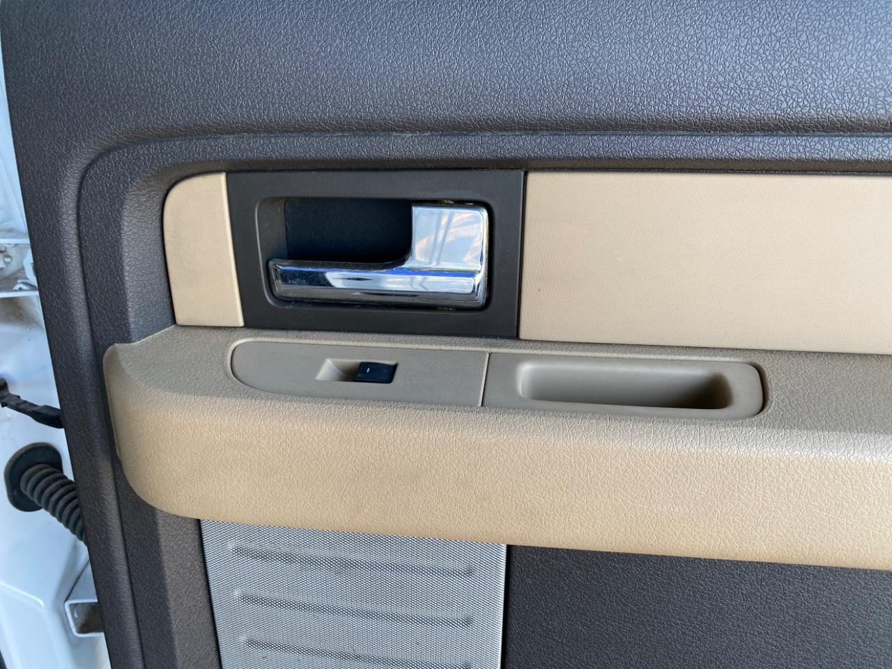 Ford F-150 4WD SuperCrew 145" Platinum 2013