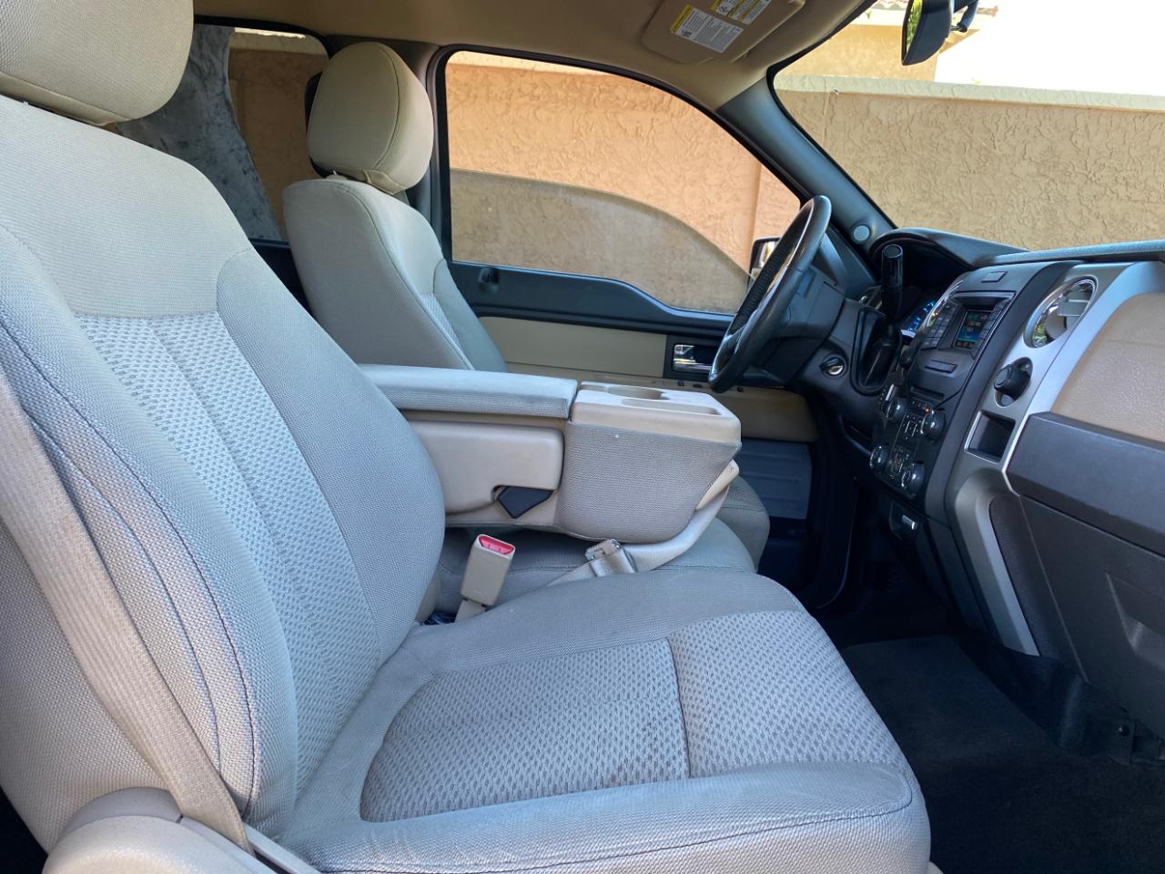 Ford F-150 4WD SuperCrew 145" Platinum 2013