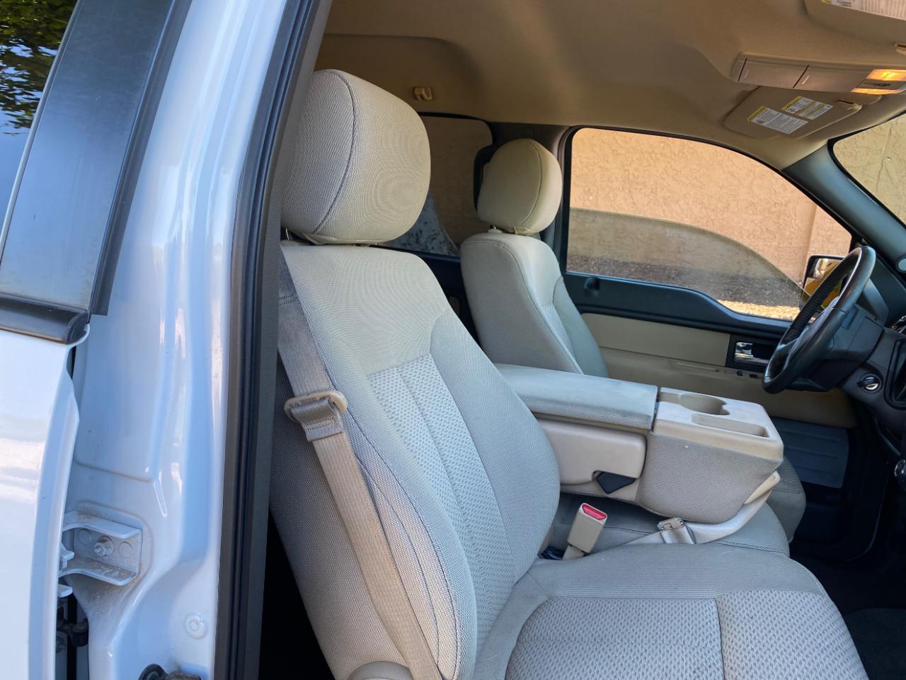 Ford F-150 4WD SuperCrew 145" Platinum 2013