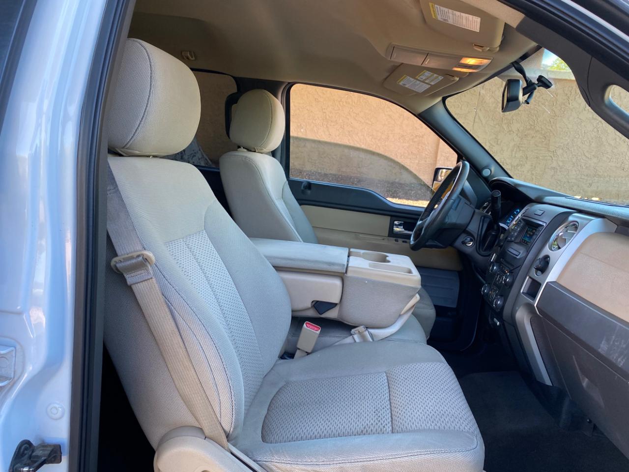 Ford F-150 4WD SuperCrew 145" Platinum 2013