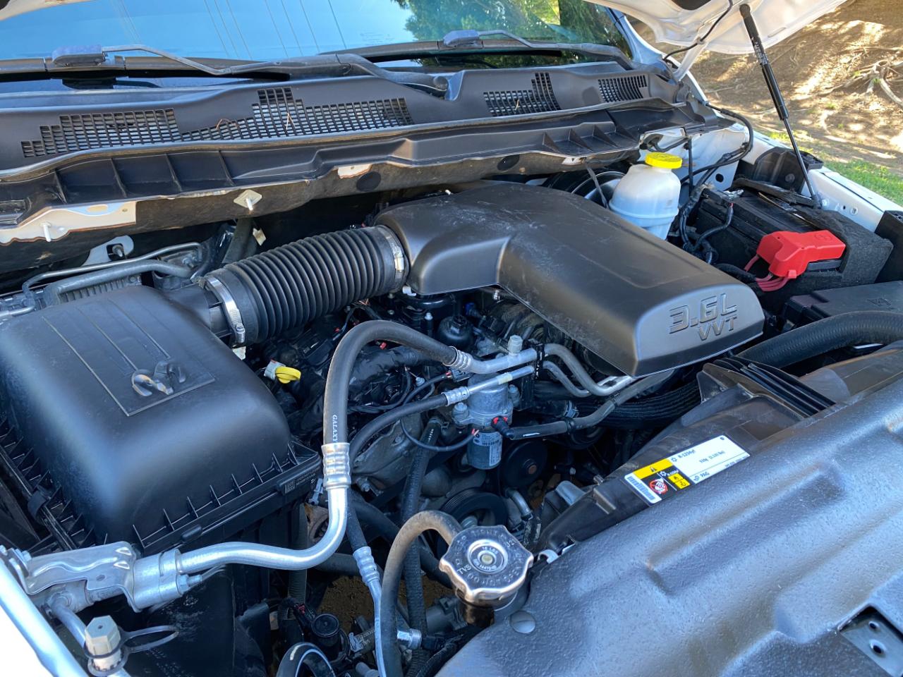 RAM 1500 Classic Warlock 4x2 Quad Cab 6'4" Box 2022