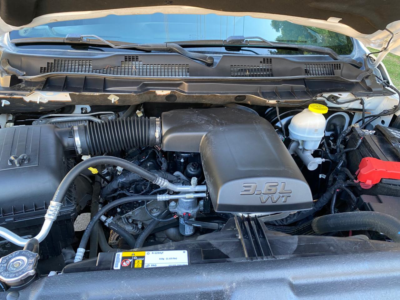 RAM 1500 Classic Warlock 4x2 Quad Cab 6'4" Box 2022