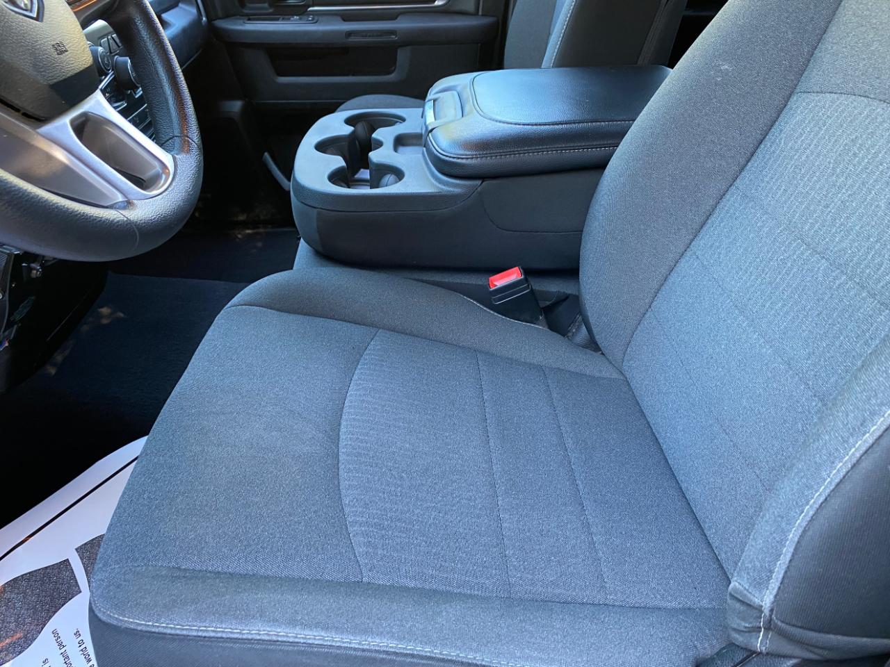 RAM 1500 Classic Warlock 4x2 Quad Cab 6'4" Box 2022