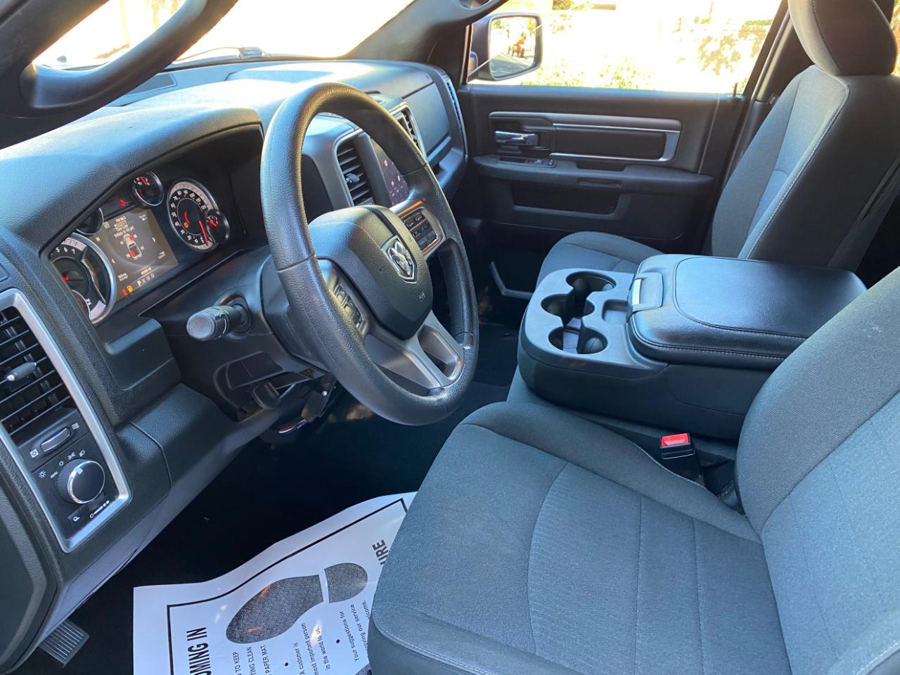 RAM 1500 Classic Warlock 4x2 Quad Cab 6'4" Box 2022