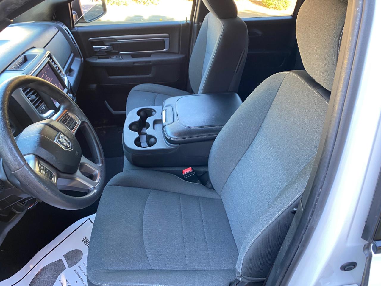 RAM 1500 Classic Warlock 4x2 Quad Cab 6'4" Box 2022