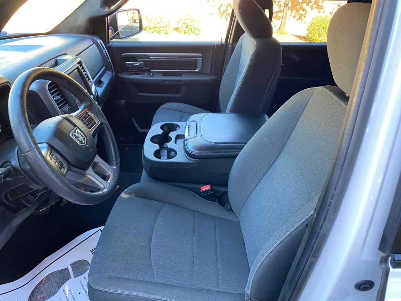 RAM 1500 Classic Warlock 4x2 Quad Cab 6'4" Box 2022