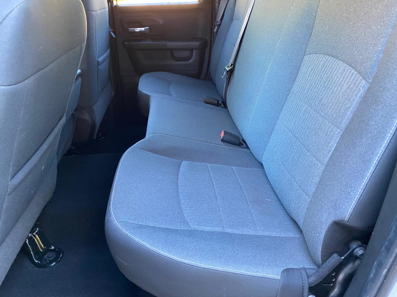 RAM 1500 Classic Warlock 4x2 Quad Cab 6'4" Box 2022