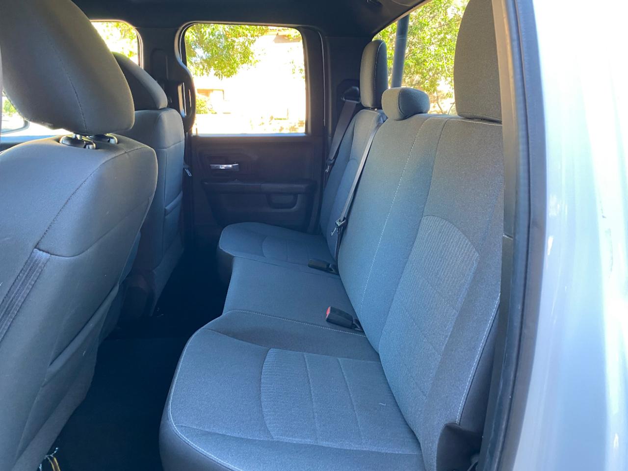 RAM 1500 Classic Warlock 4x2 Quad Cab 6'4" Box 2022