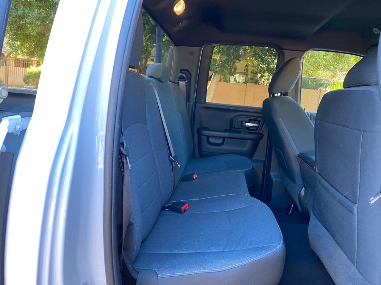 RAM 1500 Classic Warlock 4x2 Quad Cab 6'4" Box 2022