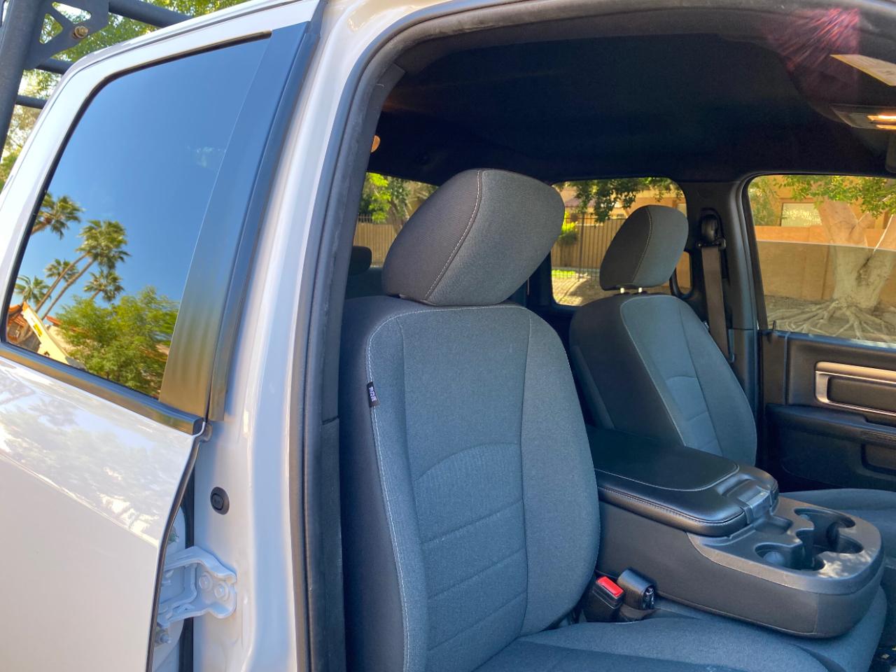 RAM 1500 Classic Warlock 4x2 Quad Cab 6'4" Box 2022