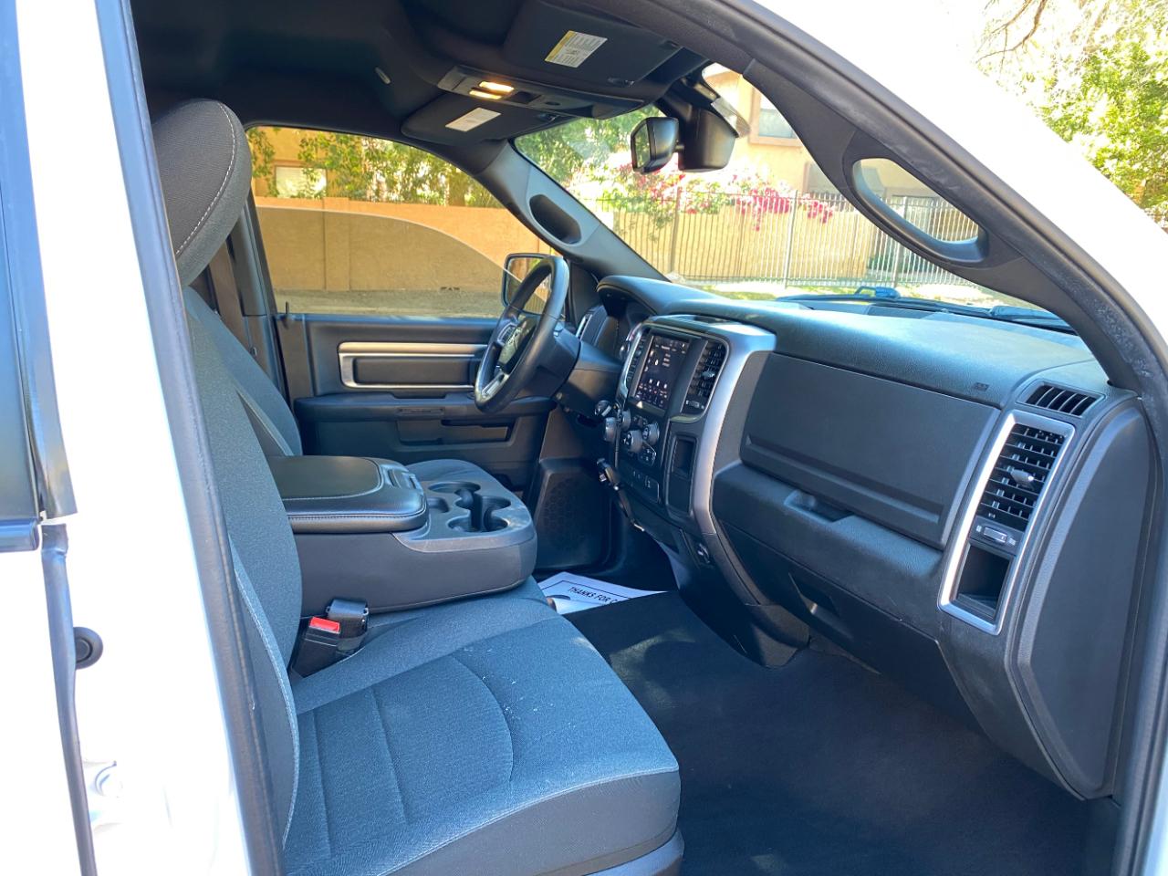 RAM 1500 Classic Warlock 4x2 Quad Cab 6'4" Box 2022