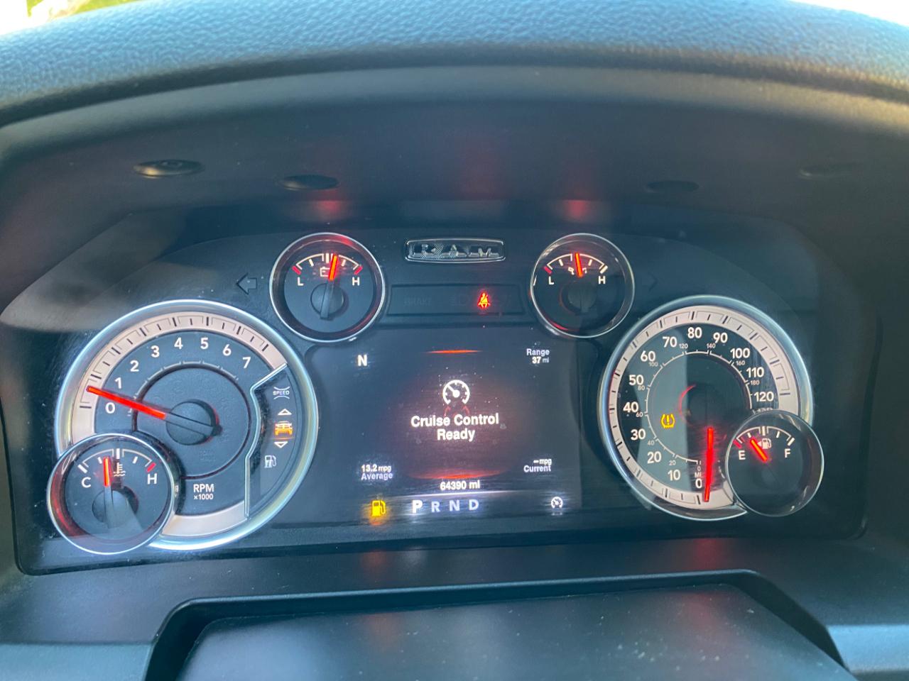 RAM 1500 Classic Warlock 4x2 Quad Cab 6'4" Box 2022