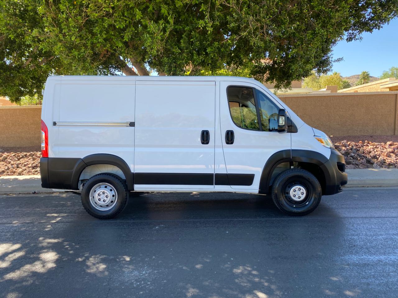 RAM ProMaster Cargo Van 1500 Low Roof 118" WB 2023