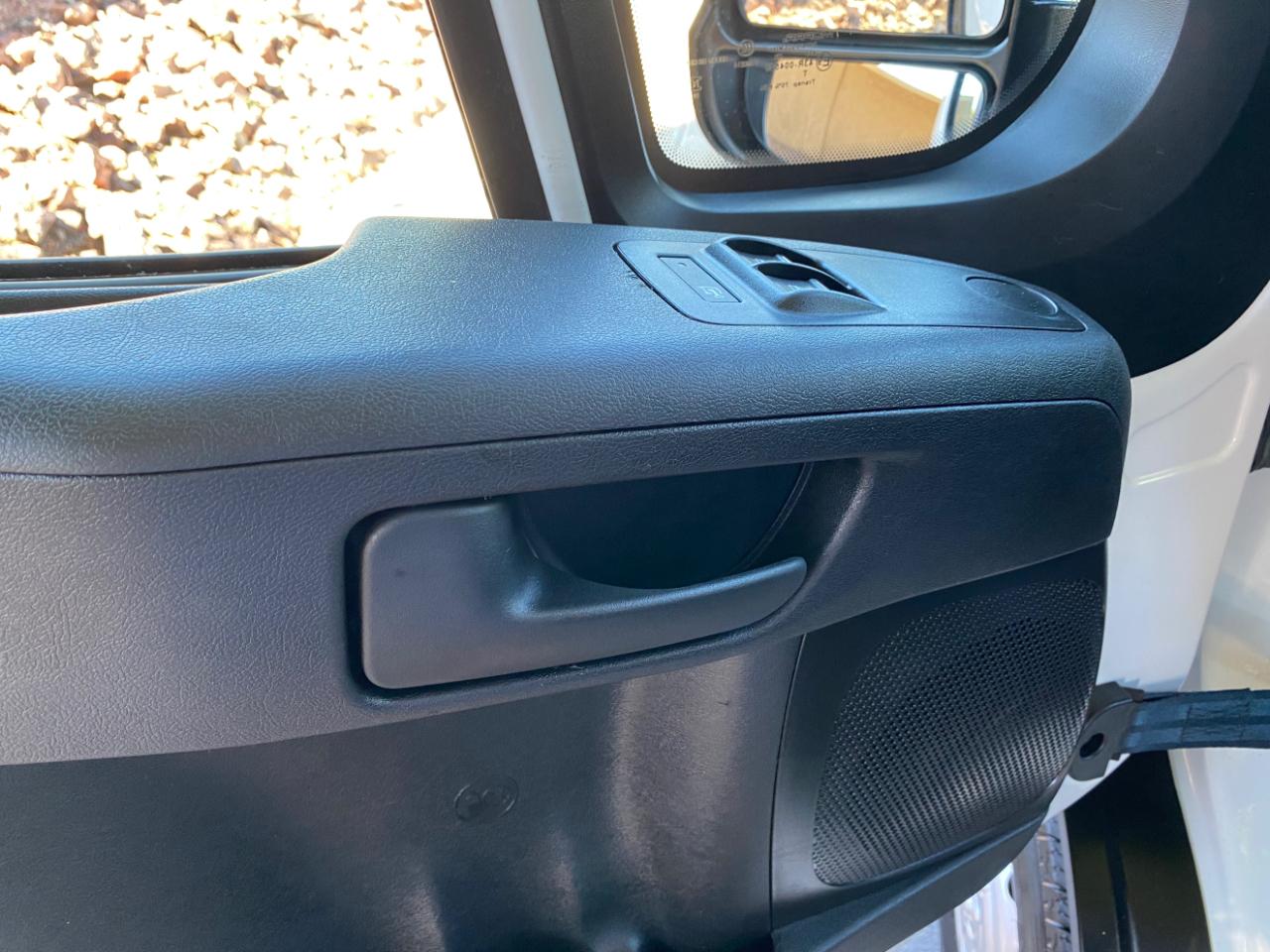 RAM ProMaster Cargo Van 1500 Low Roof 118" WB 2023