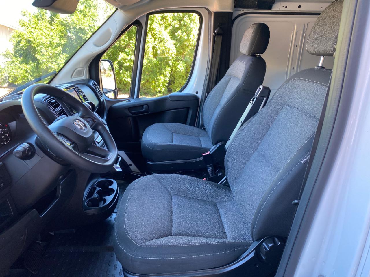 RAM ProMaster Cargo Van 1500 Low Roof 118" WB 2023