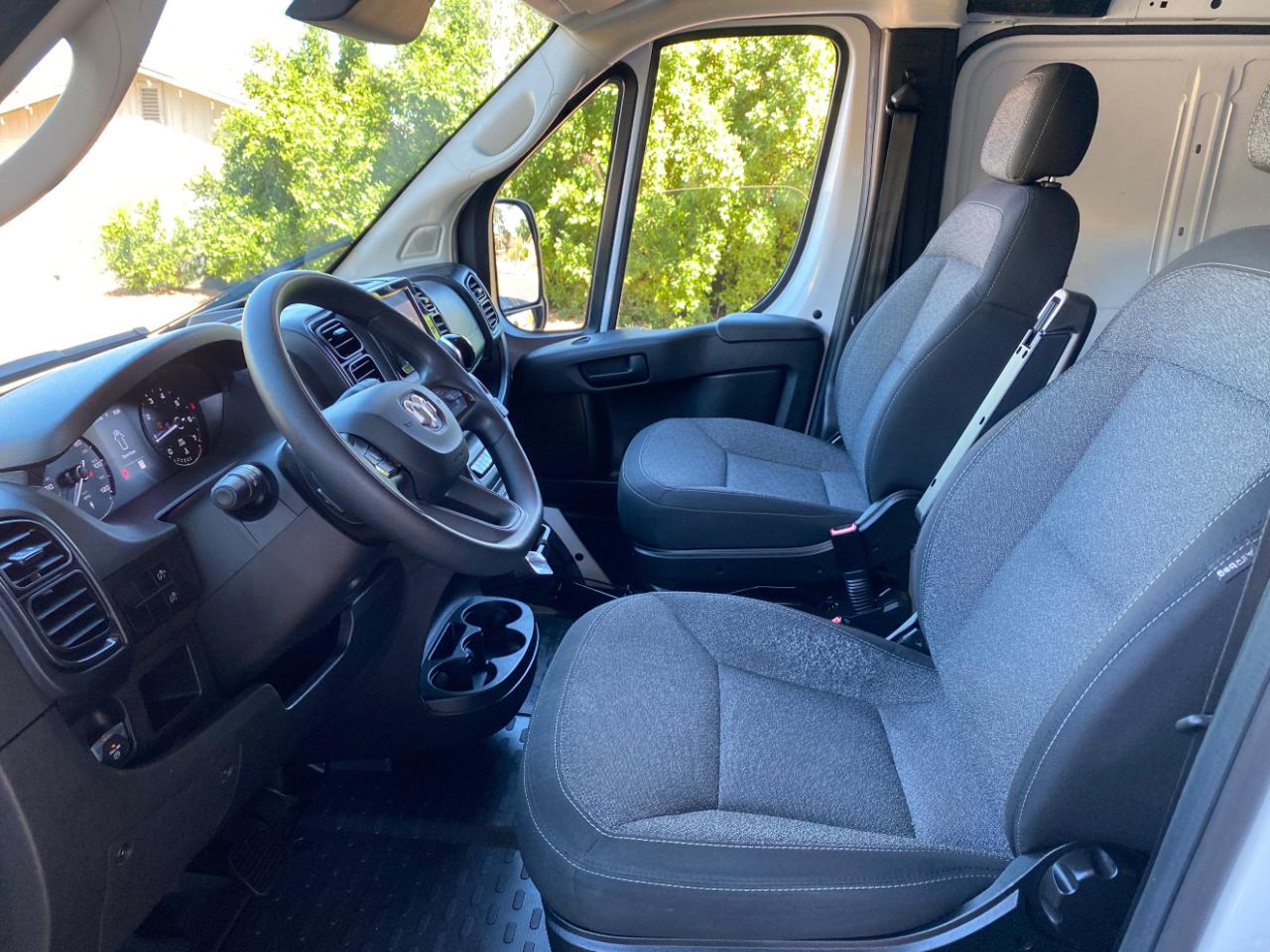 RAM ProMaster Cargo Van 1500 Low Roof 118" WB 2023