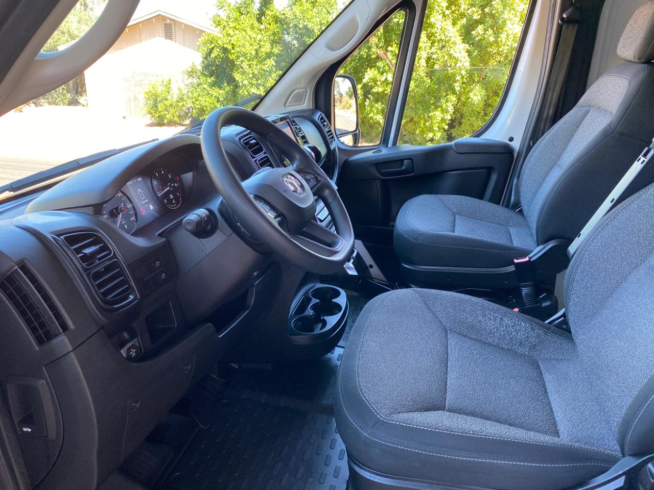 RAM ProMaster Cargo Van 1500 Low Roof 118" WB 2023