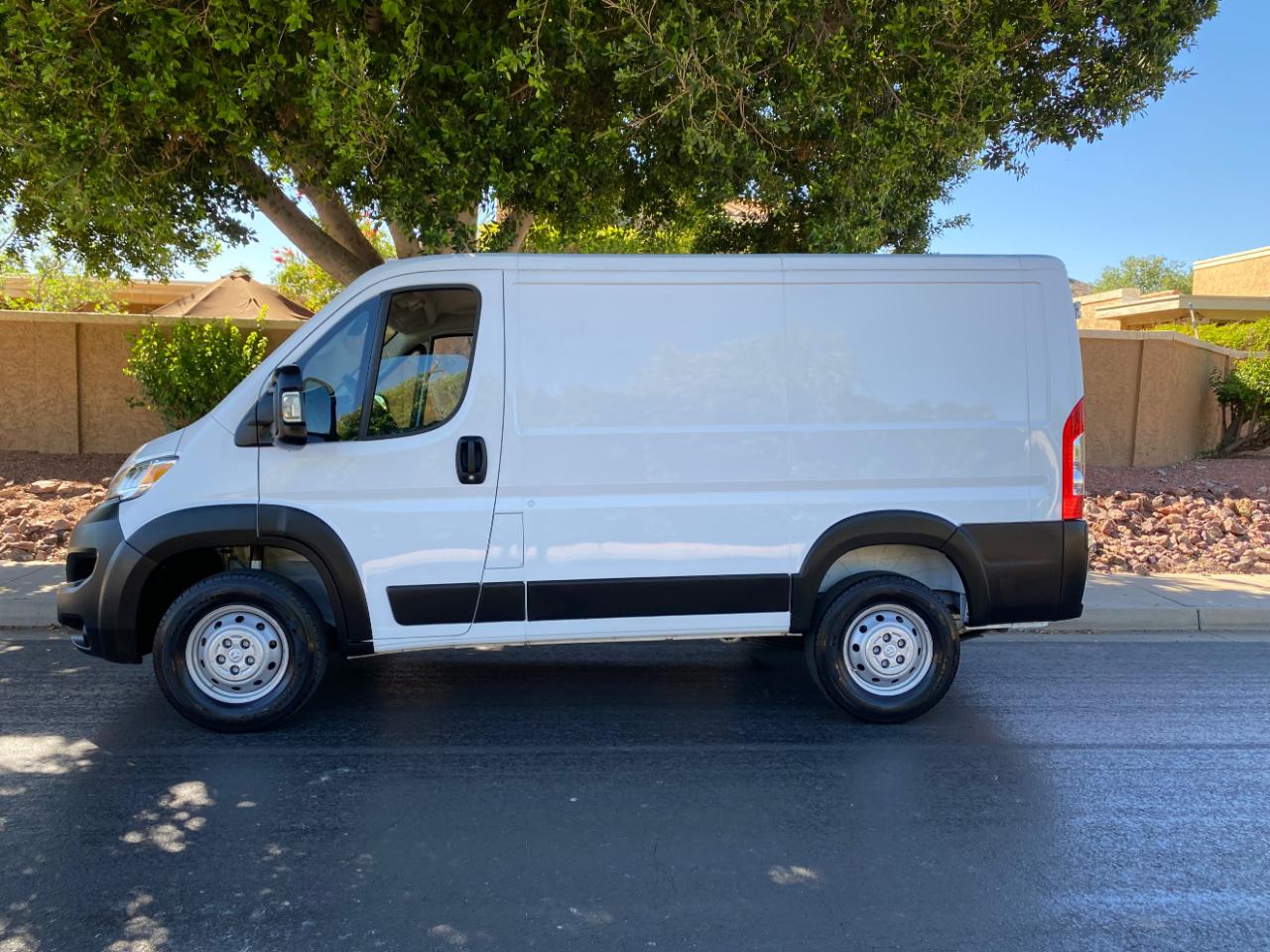 RAM ProMaster Cargo Van 1500 Low Roof 118" WB 2023