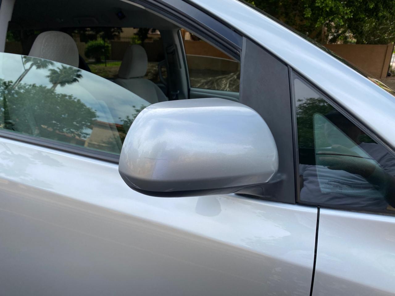 Toyota Sienna LE FWD 8-Passenger (Natl) 2020