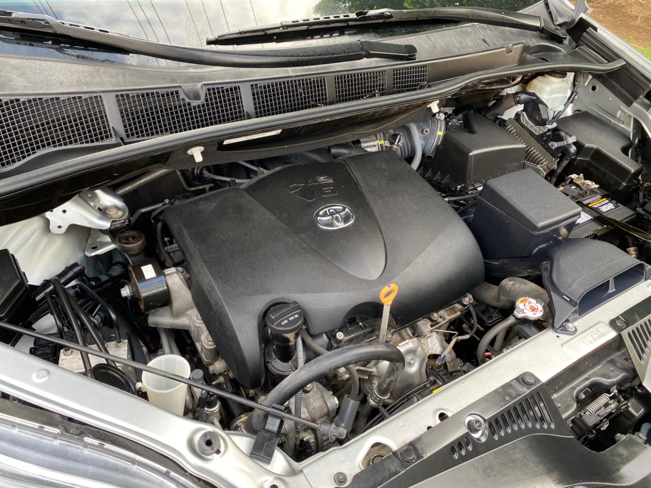 Toyota Sienna LE FWD 8-Passenger (Natl) 2020