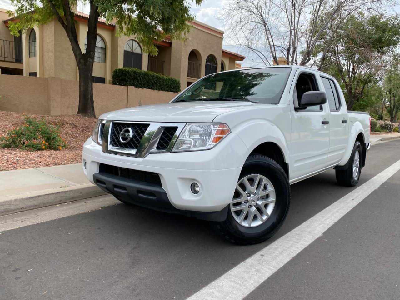 Nissan Frontier Crew Cab 4x2 SV V6 Auto 2017