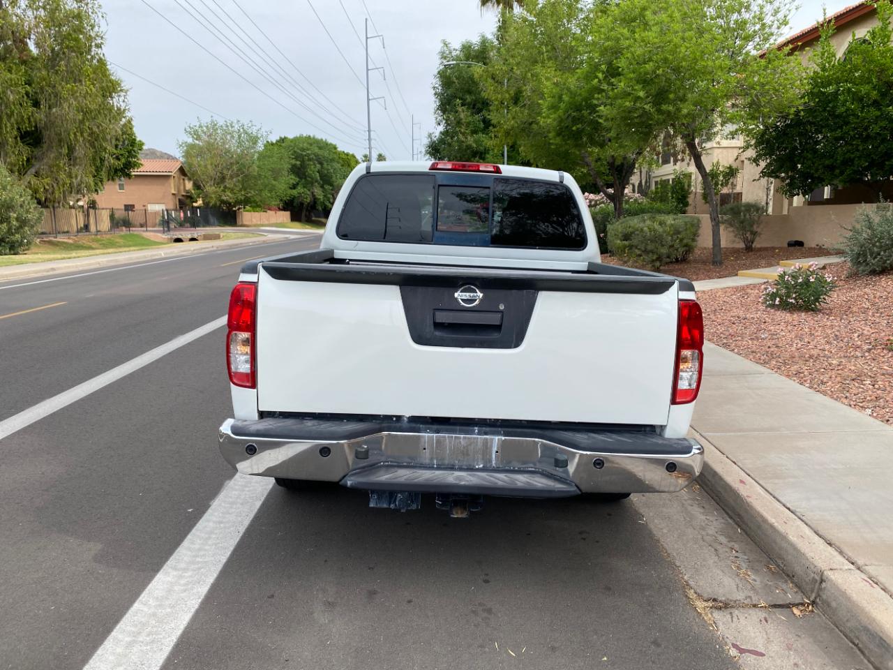 Nissan Frontier Crew Cab 4x2 SV V6 Auto 2017