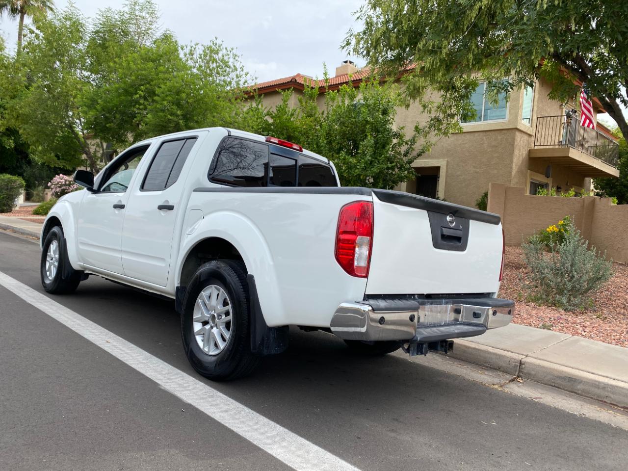 Nissan Frontier Crew Cab 4x2 SV V6 Auto 2017