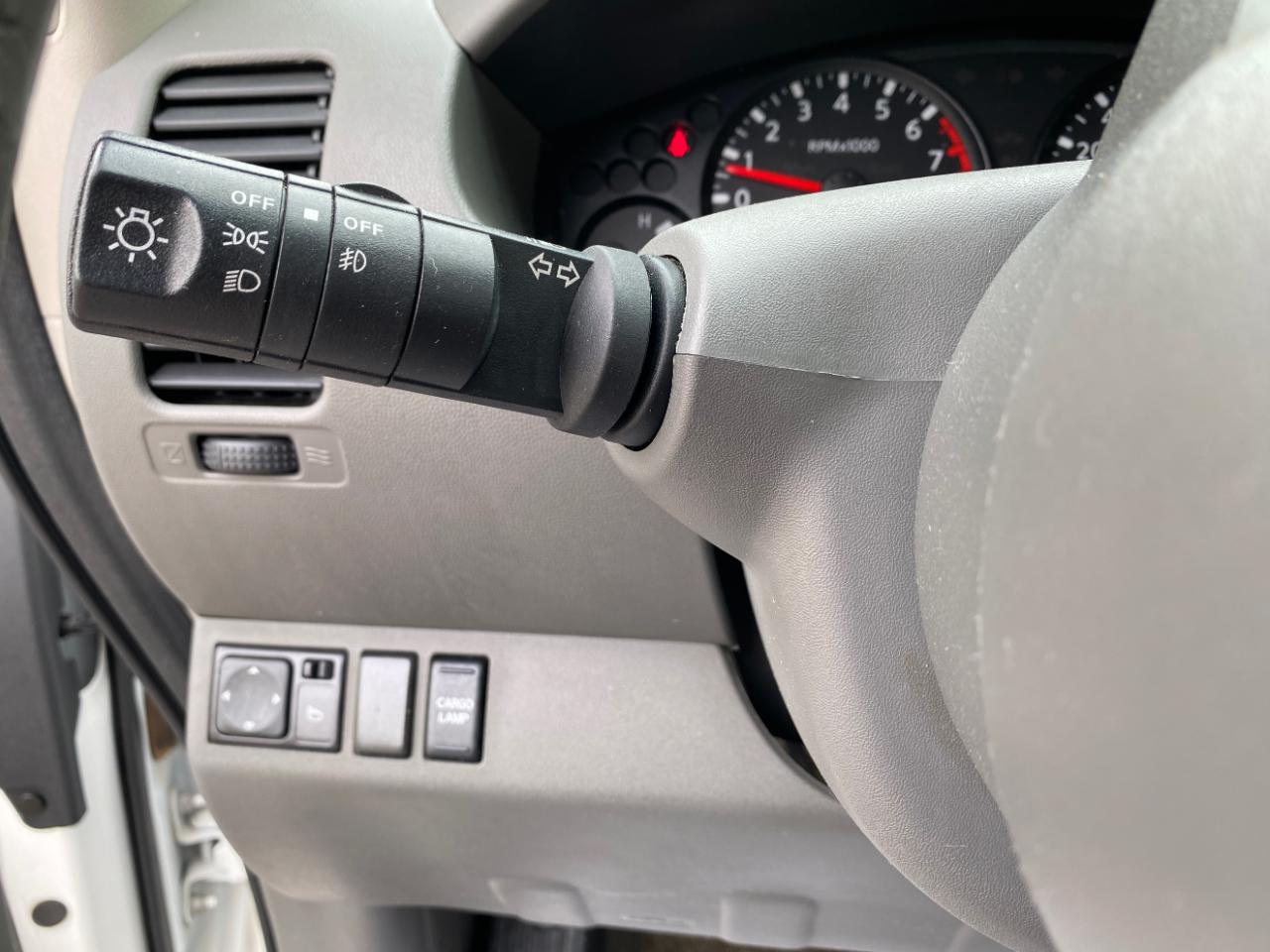 Nissan Frontier Crew Cab 4x2 SV V6 Auto 2017