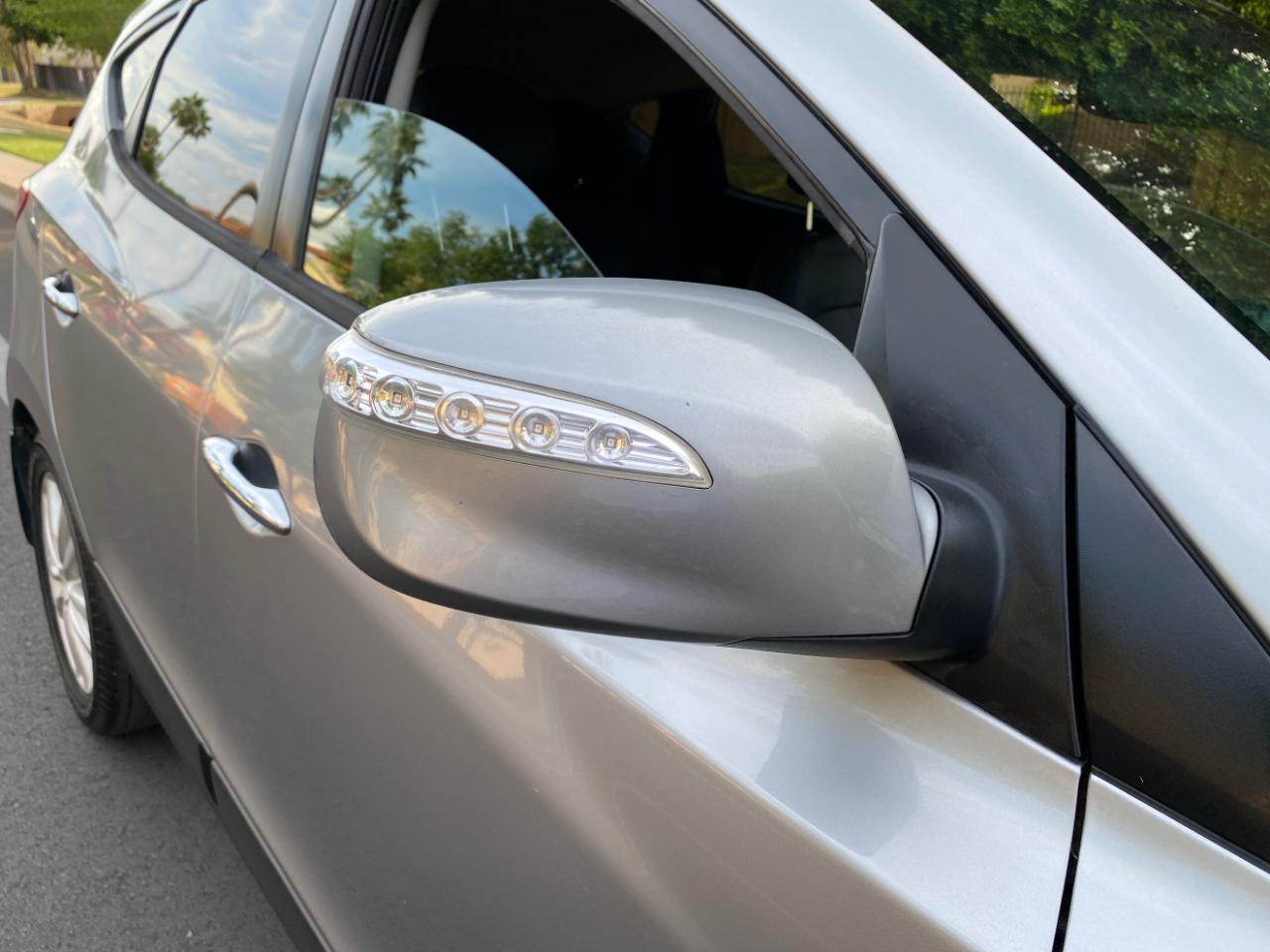 Hyundai Tucson AWD 4dr Auto Limited PZEV 2012