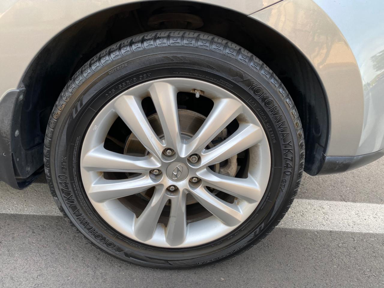 Hyundai Tucson AWD 4dr Auto Limited PZEV 2012