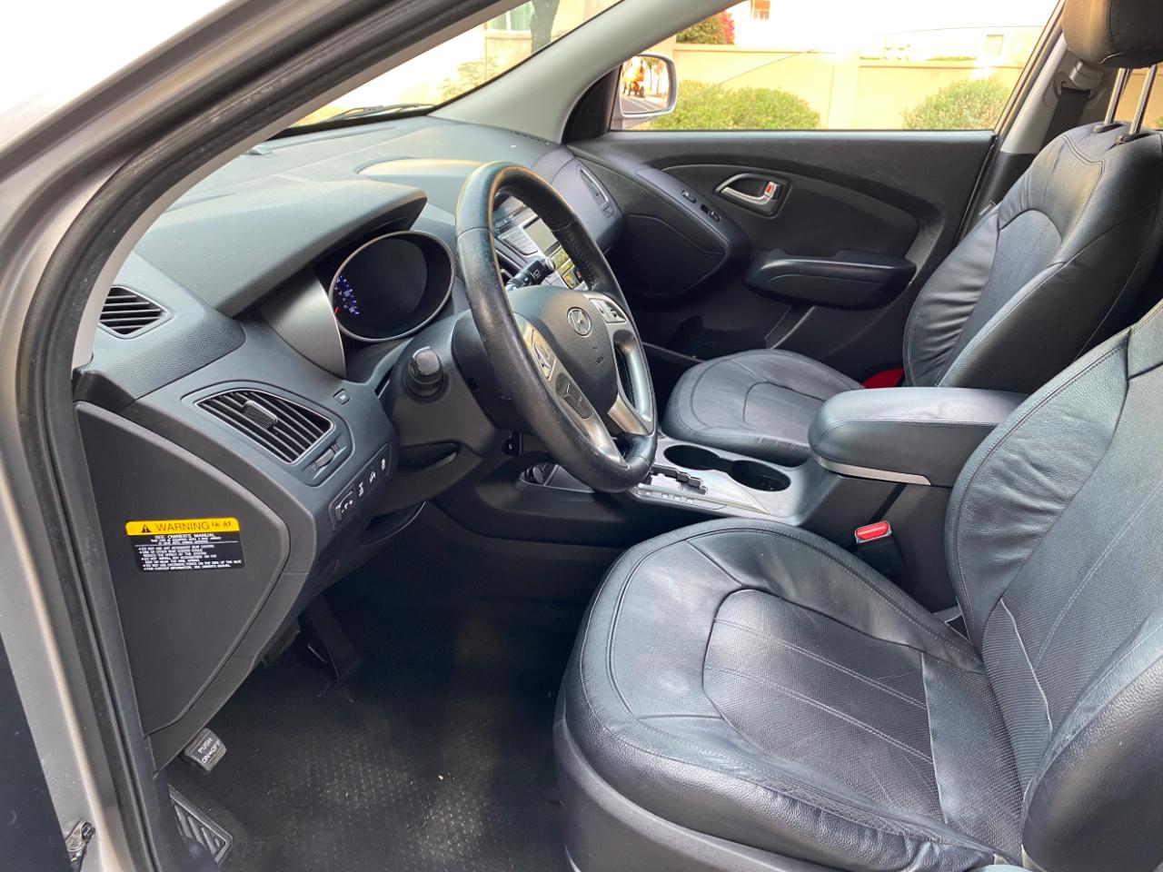 Hyundai Tucson AWD 4dr Auto Limited PZEV 2012