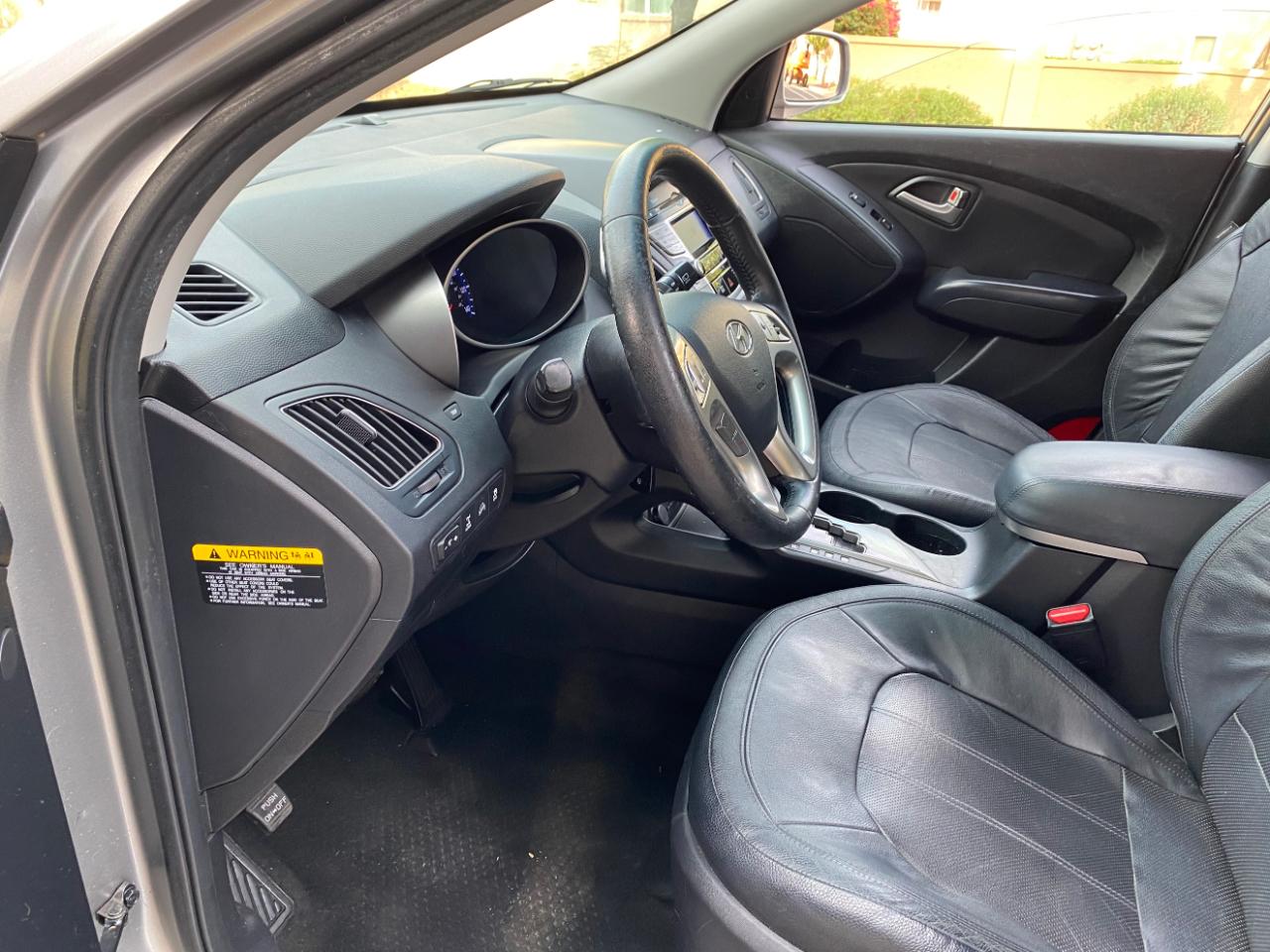 Hyundai Tucson AWD 4dr Auto Limited PZEV 2012