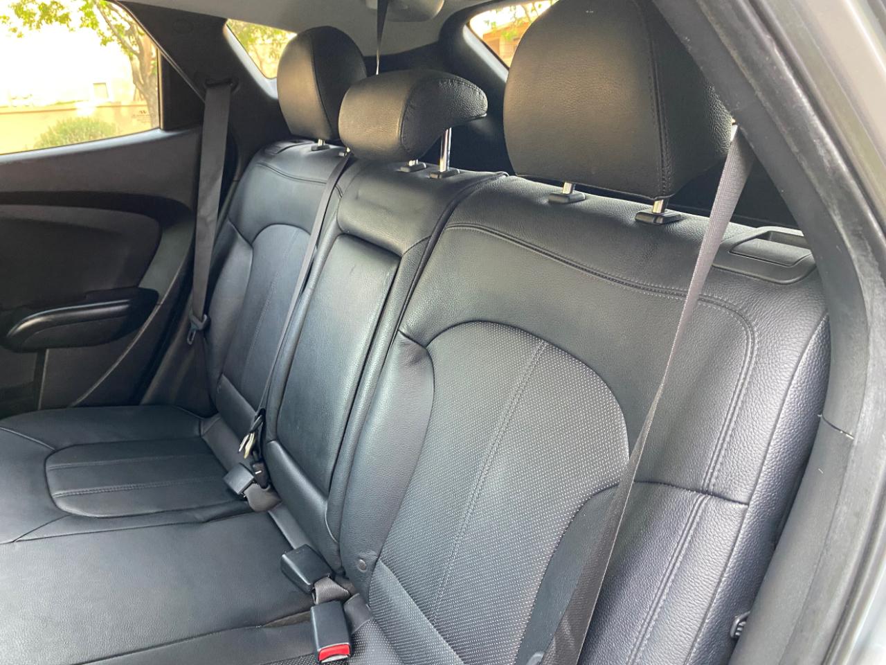 Hyundai Tucson AWD 4dr Auto Limited PZEV 2012