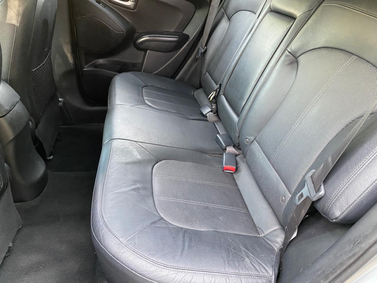 Hyundai Tucson AWD 4dr Auto Limited PZEV 2012