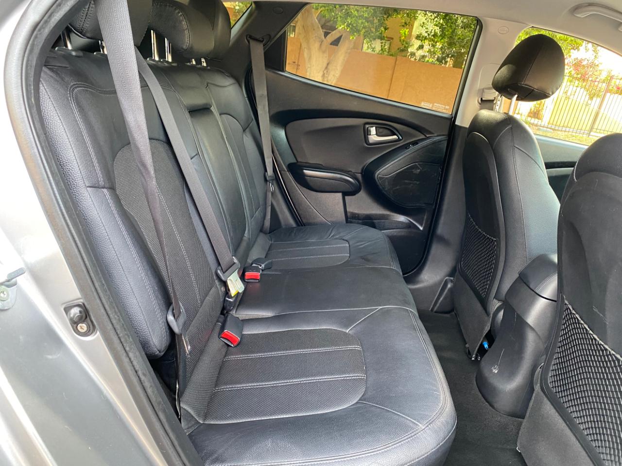 Hyundai Tucson AWD 4dr Auto Limited PZEV 2012